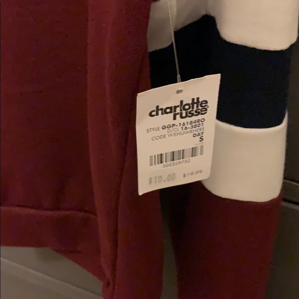 Cropped sweater - Picture 2 of 2